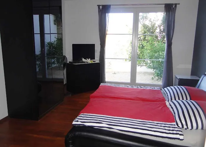 - Sibenik Riviera 36379 Apartment