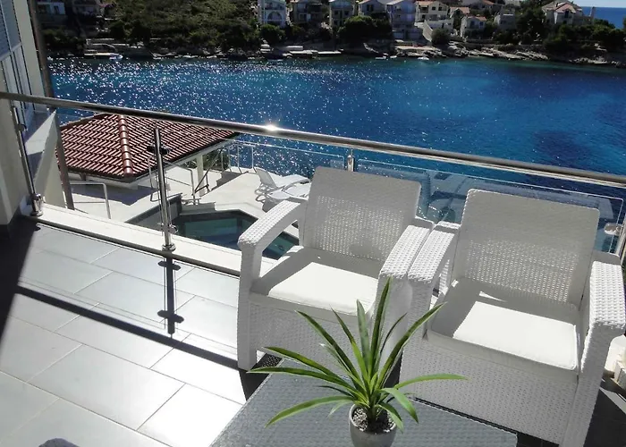 - Sibenik Riviera 36379 * פרימוסטן