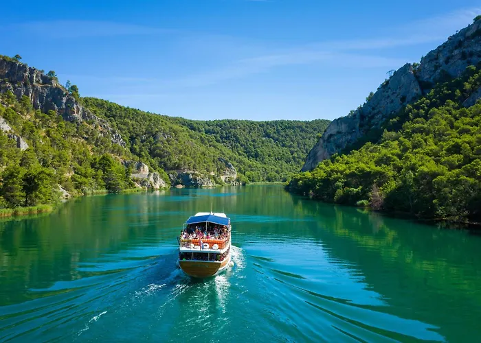 - Sibenik Riviera 36379 아파트 *