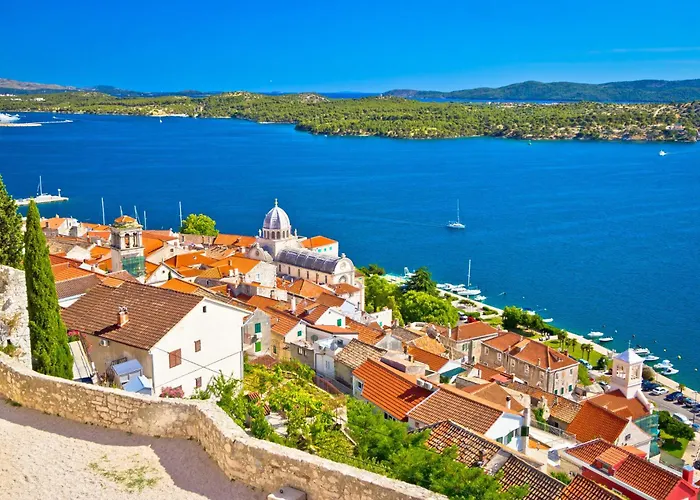 - Sibenik Riviera 36379 * 프리모스턴